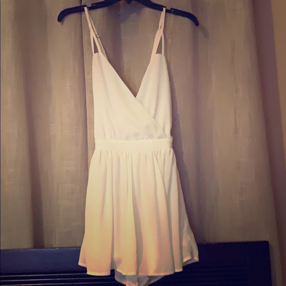 White Romper by Mustard Seed - Picture 1 of 6
